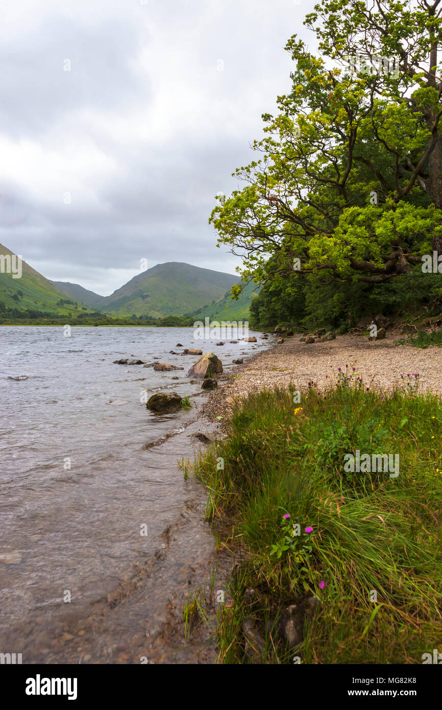 Cercando la Kirkstone Pass da fratelli acqua, Lake District, Cumbria, England, Regno Unito Foto Stock