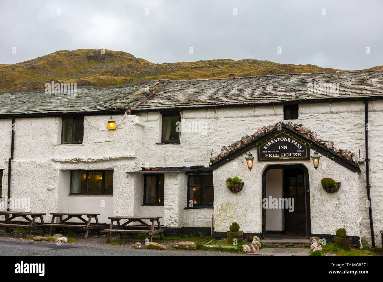 Pub in cima alla Kirkstone Pass, Lake District, Cumbria, England, Regno Unito Foto Stock