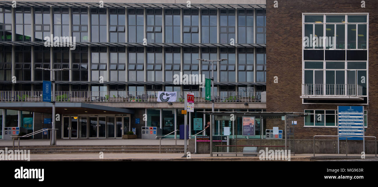 Una vista generale di Swansea University a Singelton Park, Swansea, Wales, Regno Unito. Foto Stock
