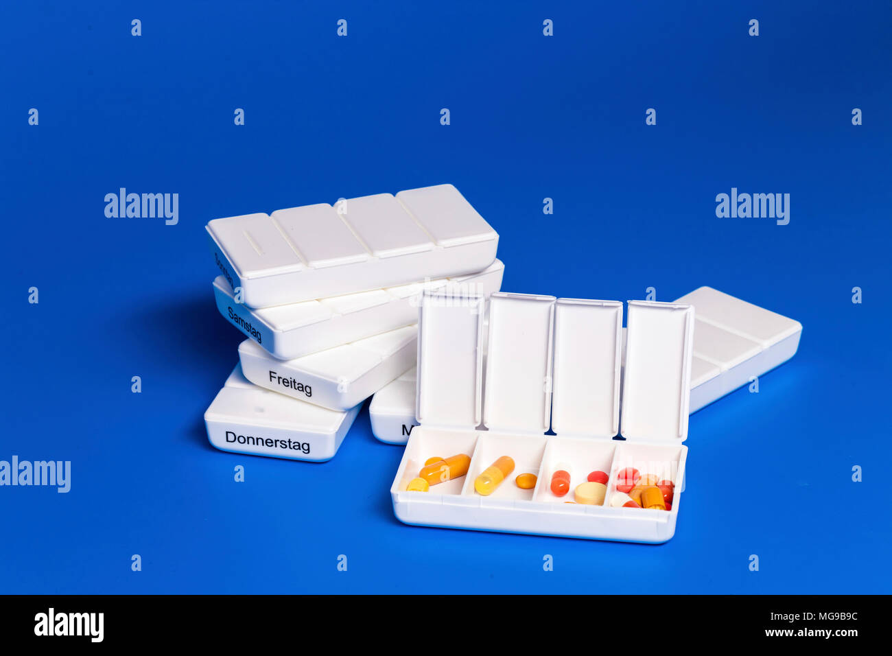 Erogatore con compresse. Foto Stock