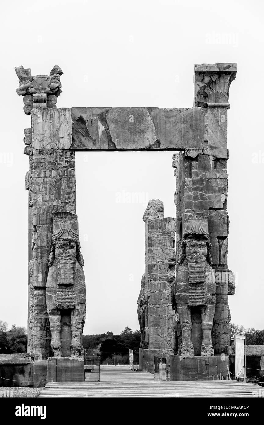 Nuova porta di Persepolis, il cerimoniale di capitale dell'Impero achemenide. Patrimonio Mondiale UNESCO Foto Stock