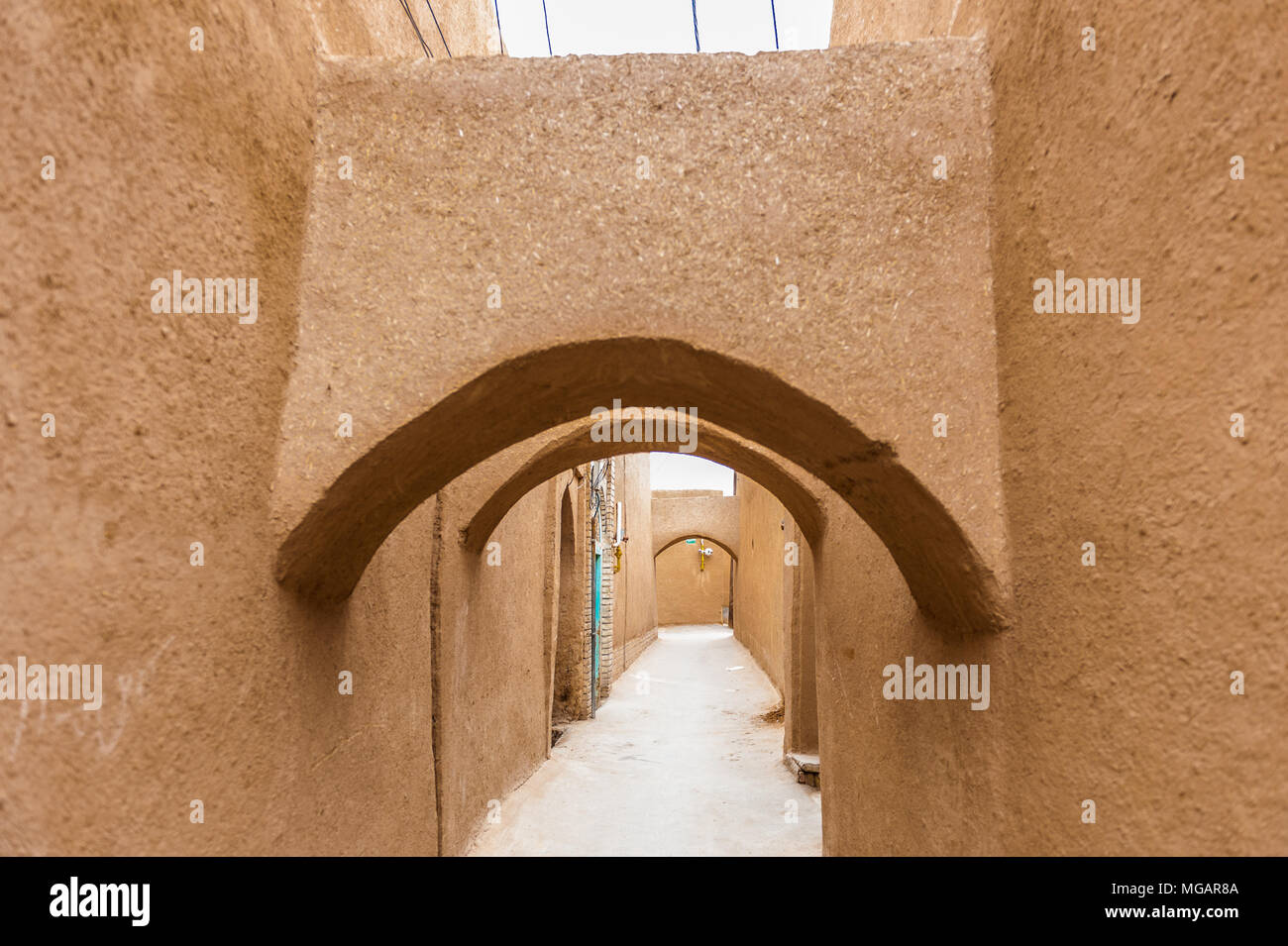 Vecchia strada di argilla in Yazd, Iran,Asia Foto Stock