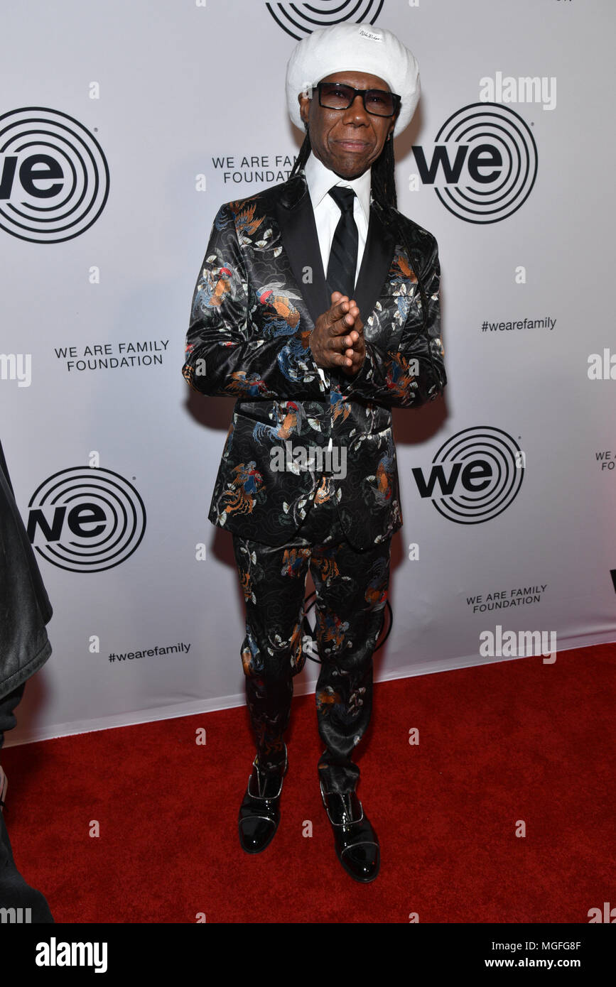 Nile Rodgers assiste il Siamo Family Foundation 2018 Gala presso la sala da ballo Hammerstein il 27 aprile 2018 a New York City. Credito: Erik Pendzich/Alamy Live News Foto Stock