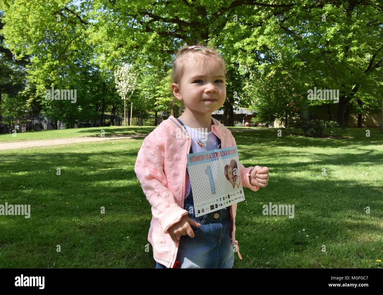 Legnica, Polonia. 28 apr, 2018. Legnica Polonia Janiszewska Ola è nato con una metà del suo cuore. La figlia di genitori imparato circa la figlia della malattia durante il test di routine per le donne in gravidanza. Ola ha due operazioni effettuate in un ospedale in Polonia. Un altro intervento chirurgico è necessario ma nessuno degli ospedali in Polonia vuole farlo. Credito: ZUMA Press, Inc./Alamy Live News Foto Stock