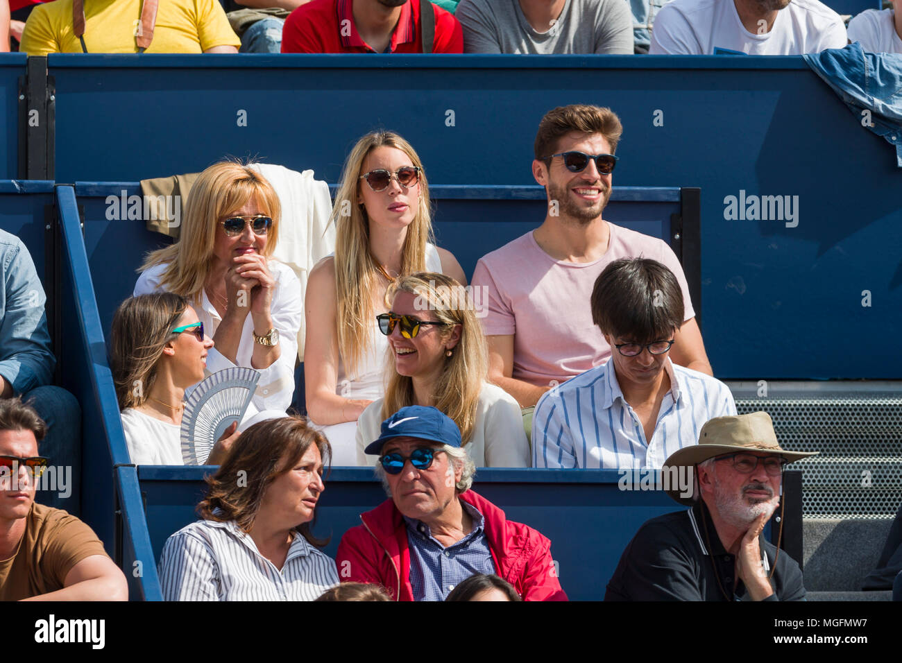 Rafa Nadal madre, Maria Isabel Nadal con il suo fidanzato durante il match tra Rafa Nadal e David Goffin al Barcelona Open Banc Sabadell 2018, il 28 aprile 2018 a Barcellona, Spagna. (Mikel TriguerosUrbanandsportCordonPress) Foto Stock