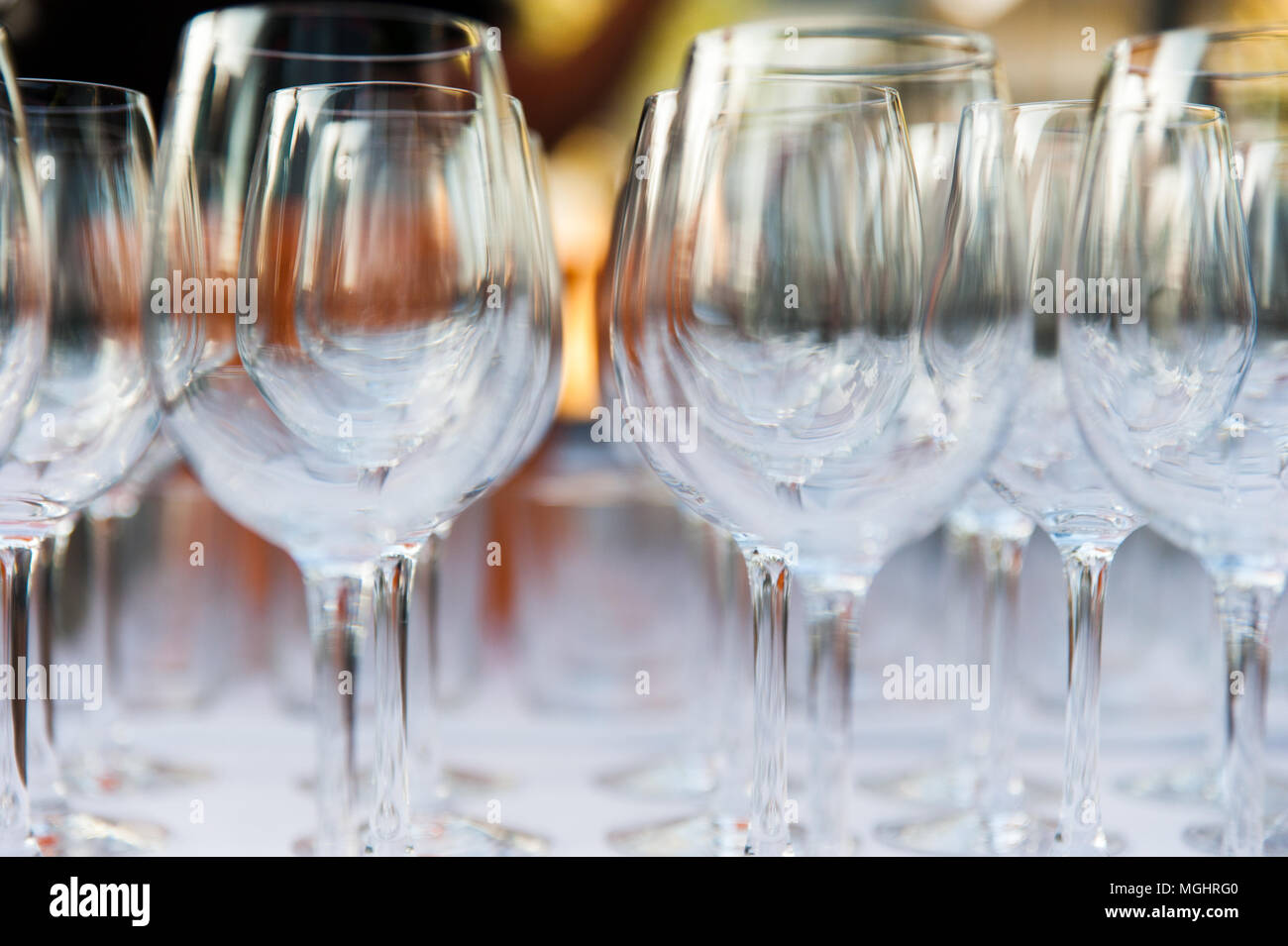 Bicchieri di Champagne, decorazioni per matrimoni Foto Stock