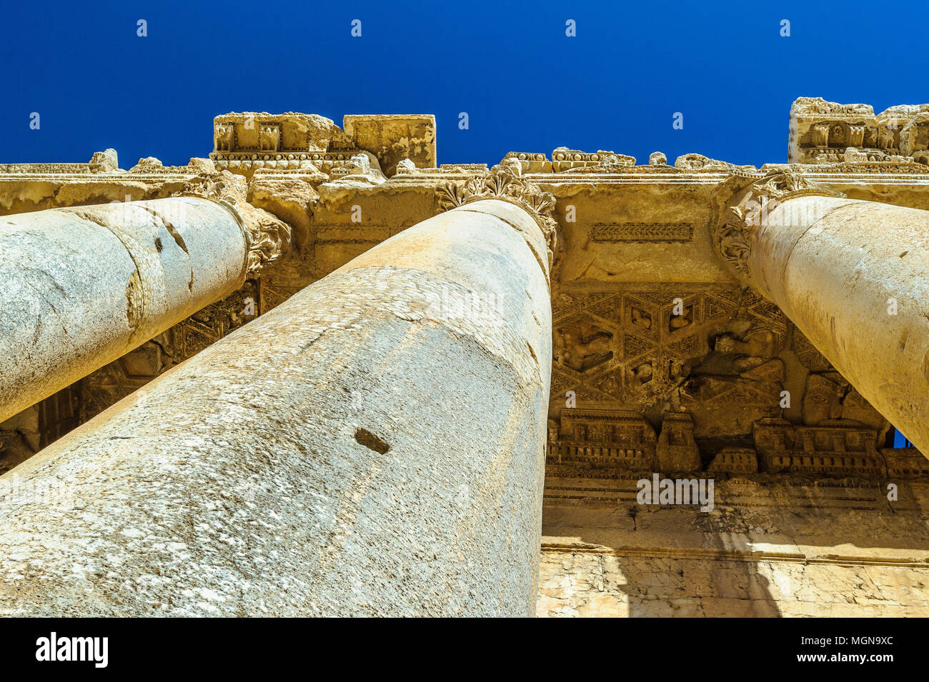 Le rovine di Baalbek, una cittadina nella valle Beqaa del Libano situato ad est del fiume Litani. Conosciuta come Heliopolis durante il periodo della dominazione romana Foto Stock