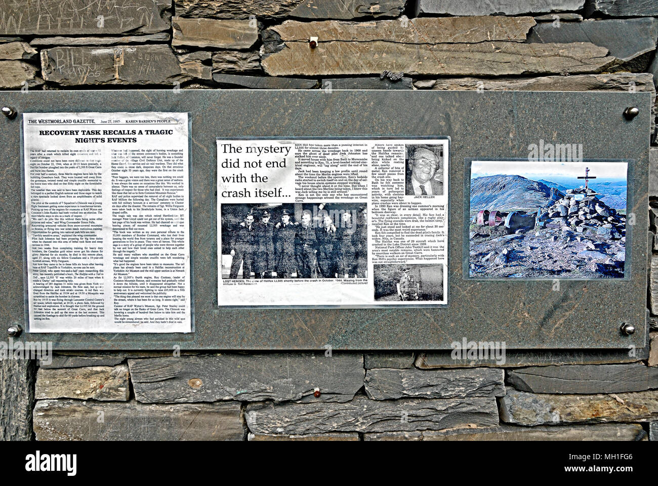 WW2 Bomber Crash ritagli di giornale Foto Stock