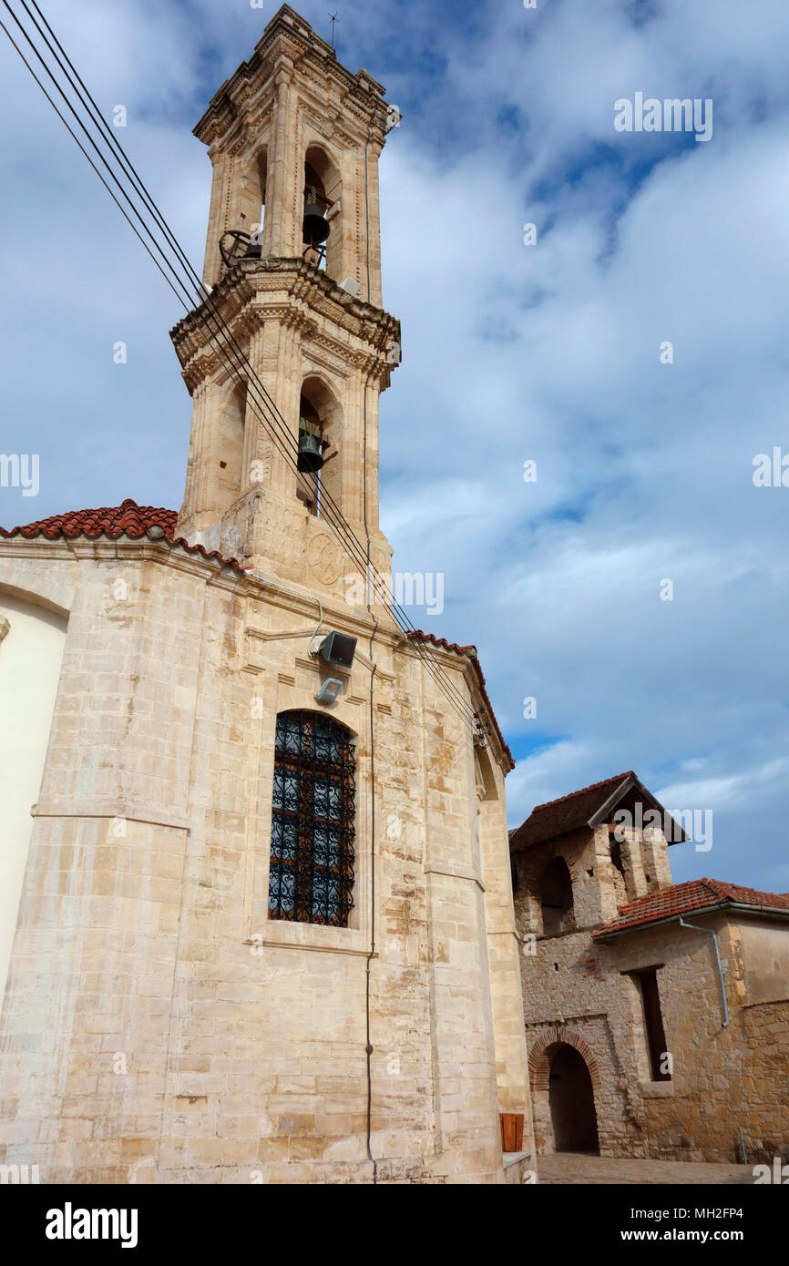 Monastero di Santa Croce, Omodos village, monti Troodos, Cipro Foto Stock