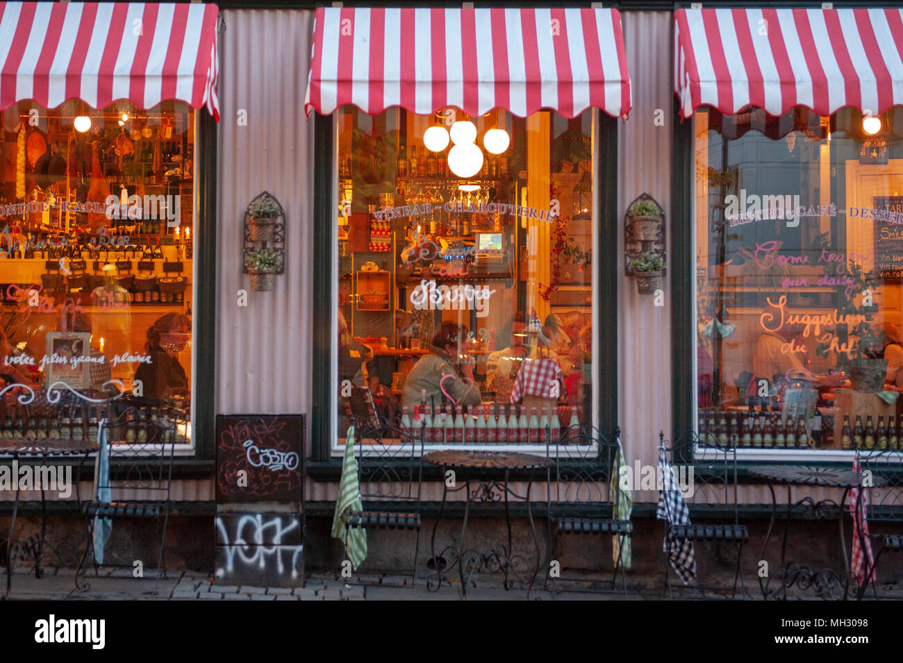 Facciata di Le Bistro Ristorante, Laugavegur, Reykjavik, Islanda Foto Stock