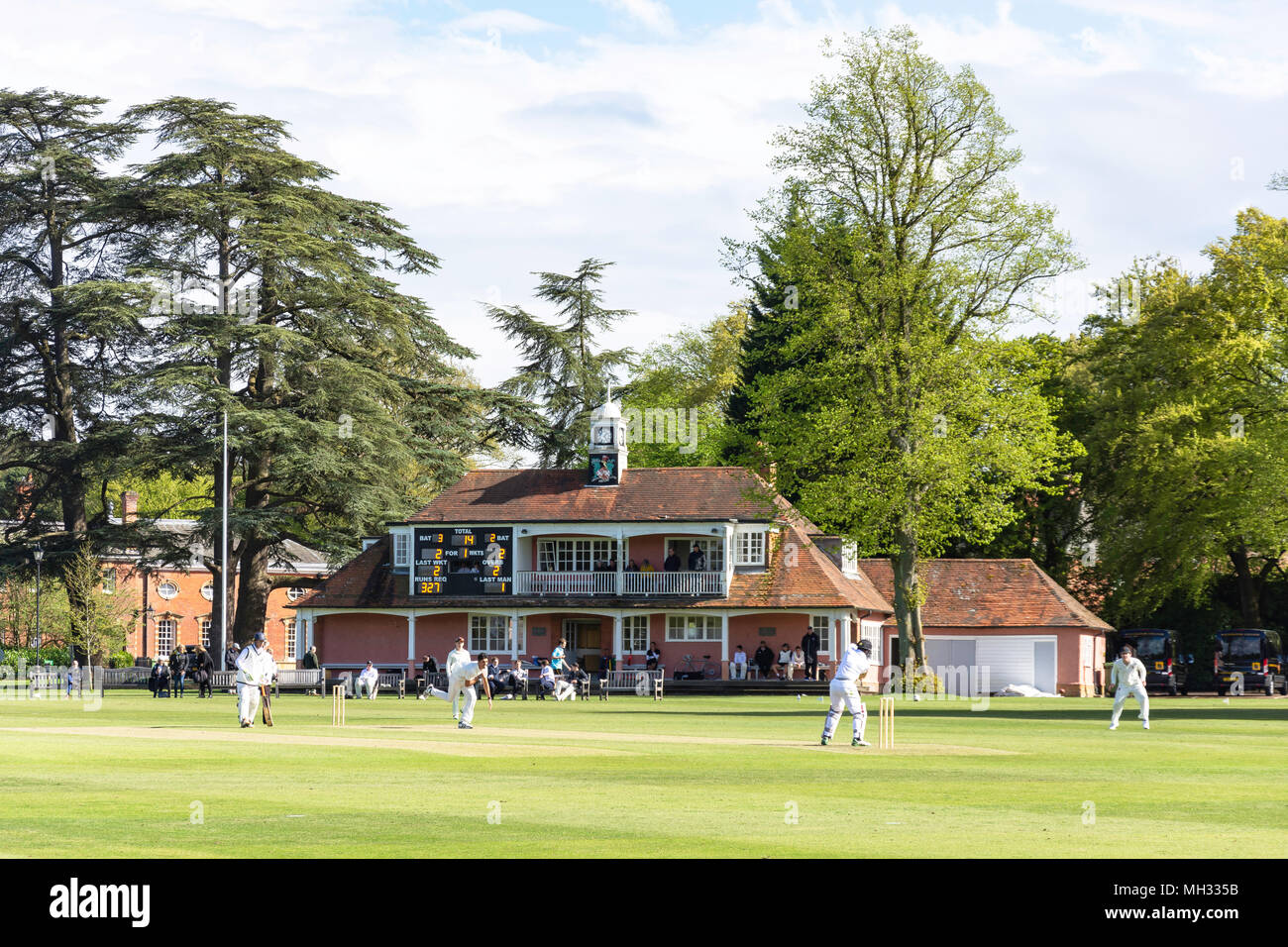 Scuole partita di cricket (Cristo's College NZ vs Wellington 1° XI) al Wellington College di Crowthorne, Berkshire, Regno Unito Foto Stock
