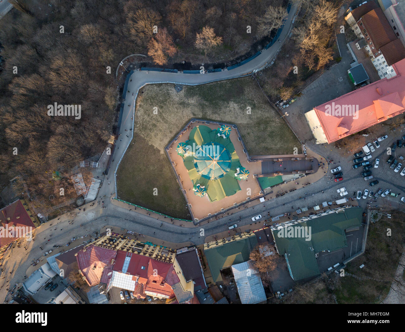 Famosa Saint Andrew's chiesa di Kiev antenna vista superiore, Ucraina Foto Stock
