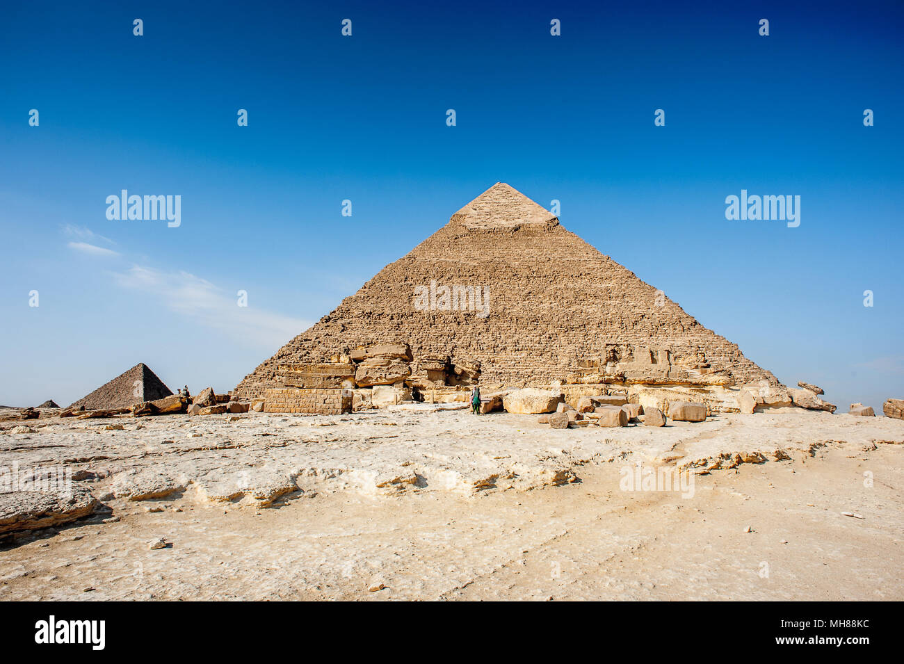 Piramide di Khafre (piramide di Chephren), uno degli antichi Egizi Piramidi di Giza e la tomba del faraone Fourth-Dynasty Khafre Foto Stock
