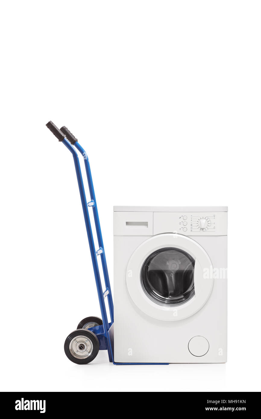 Carrello a mano con una macchina di lavaggio isolata su sfondo bianco Foto Stock