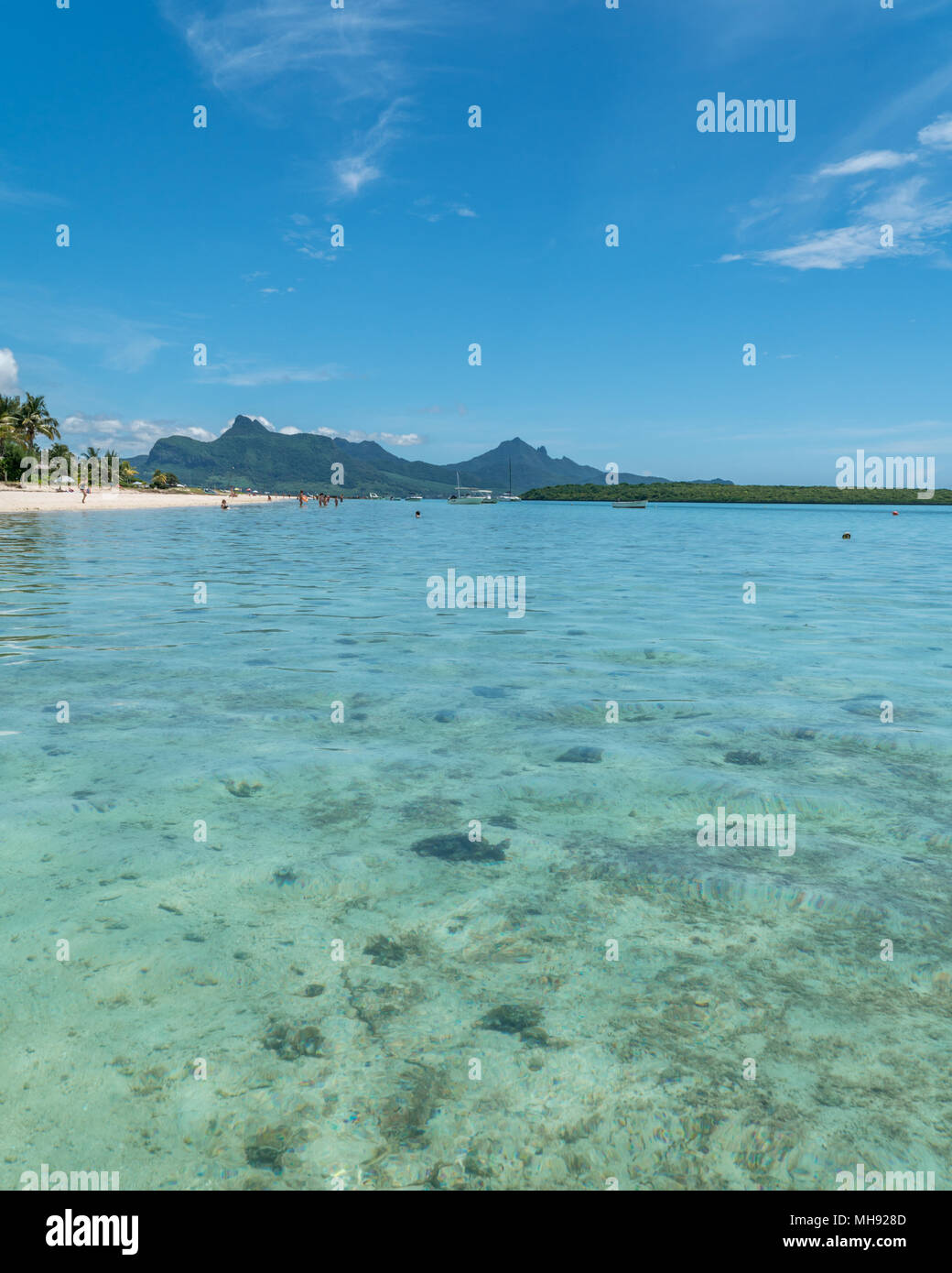 Straordinaria spiaggia sull'isola Mauritius. Proboblany il la maggior parte delle spiagge di epica int del mondo. Foto Stock