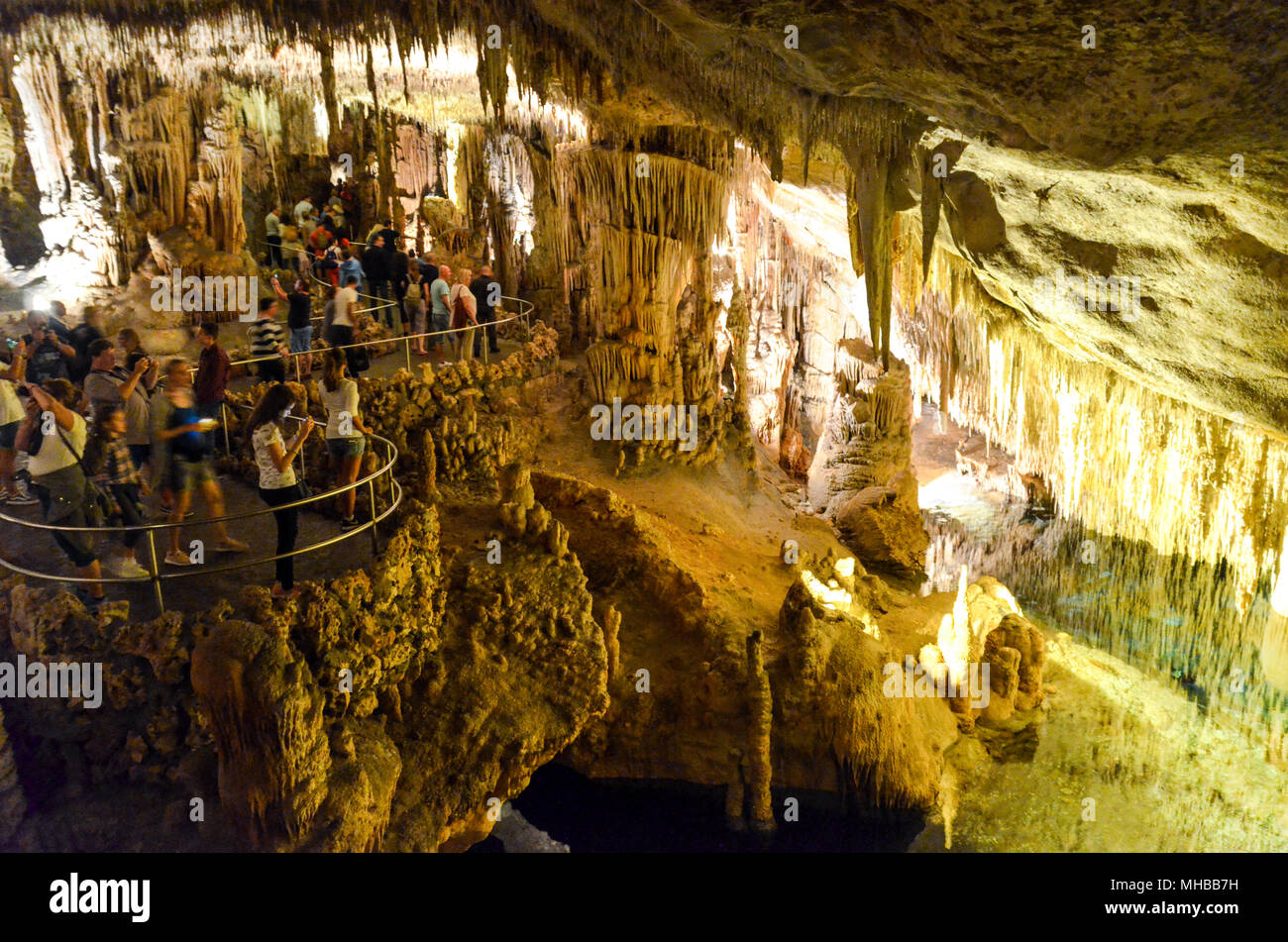 La metropolitana esperienza al Drach Caves, Mallorca, Spagna Foto Stock