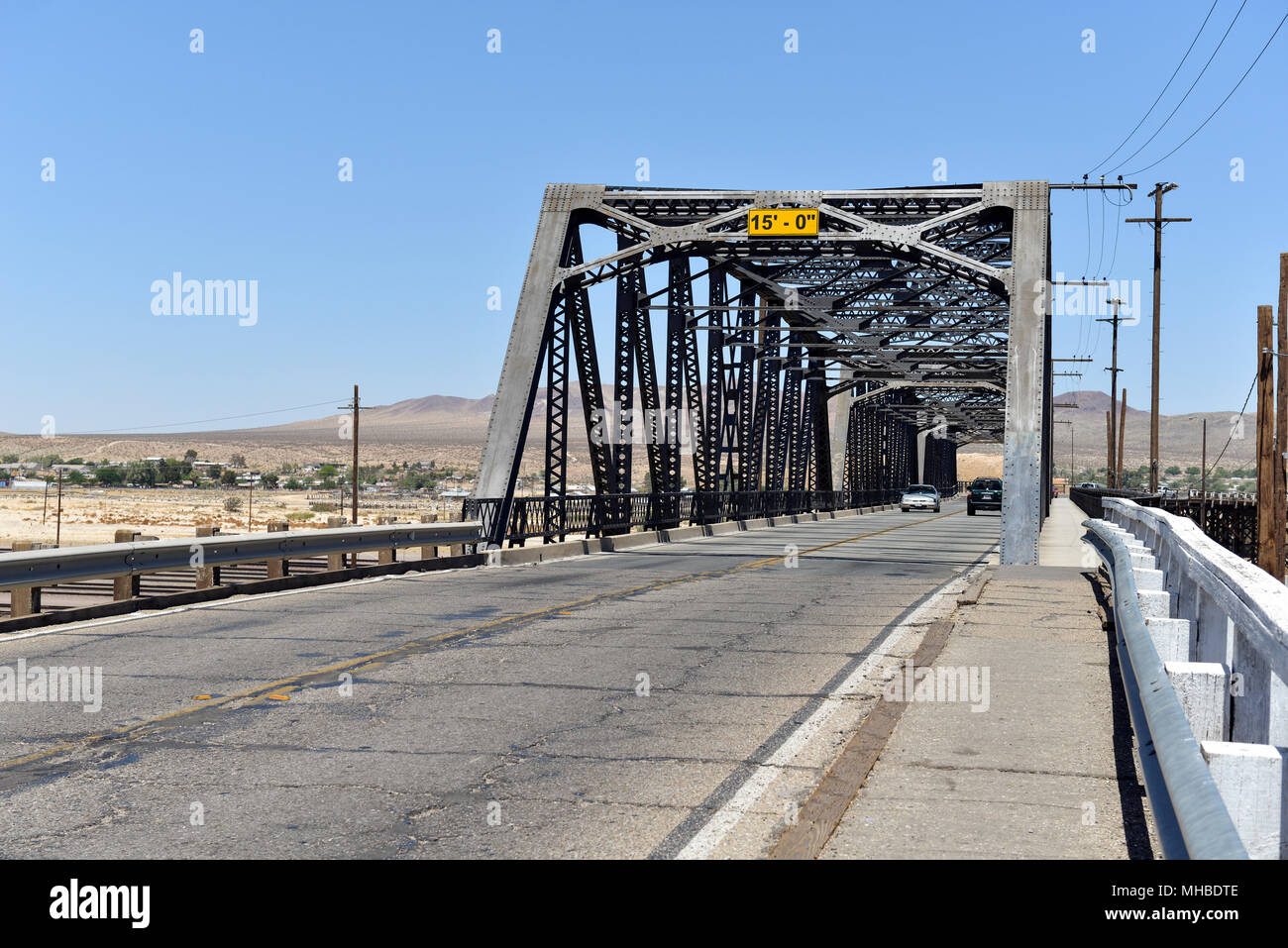 Ponte di travatura reticolare, Route 66 città in Barstow California. Foto Stock