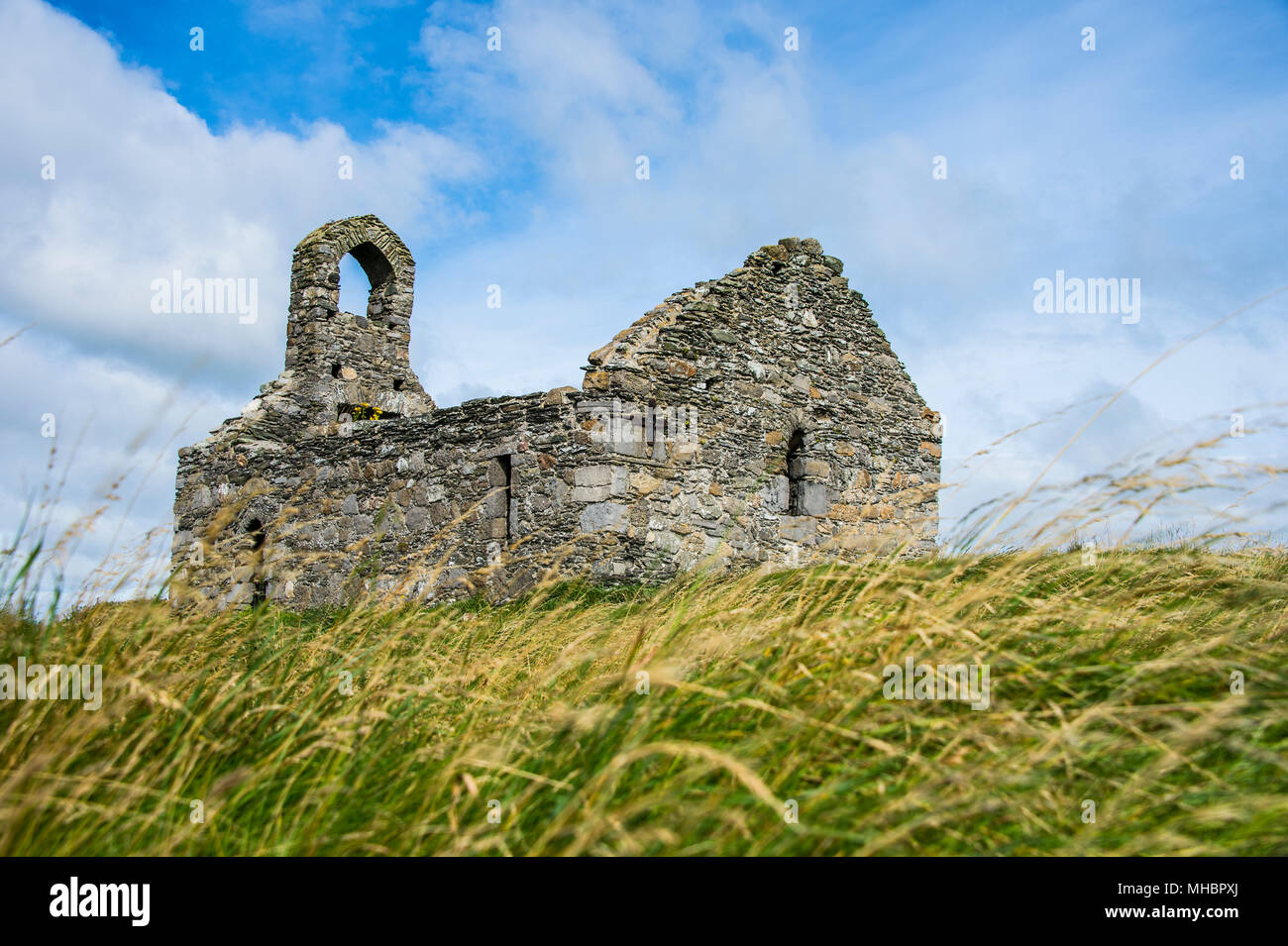 Vecchia chiesa rovina, la parrocchia di San Michele isola, Isola di Man, Regno Unito Foto Stock