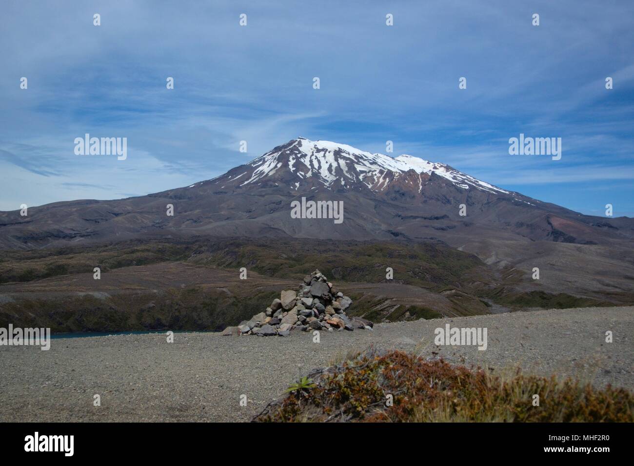 Paesaggi di montagna prese durante un viaggio in Nuova Zelanda. Alcune immagini sono laghi mentre altri mostrano i vulcani. Foto Stock