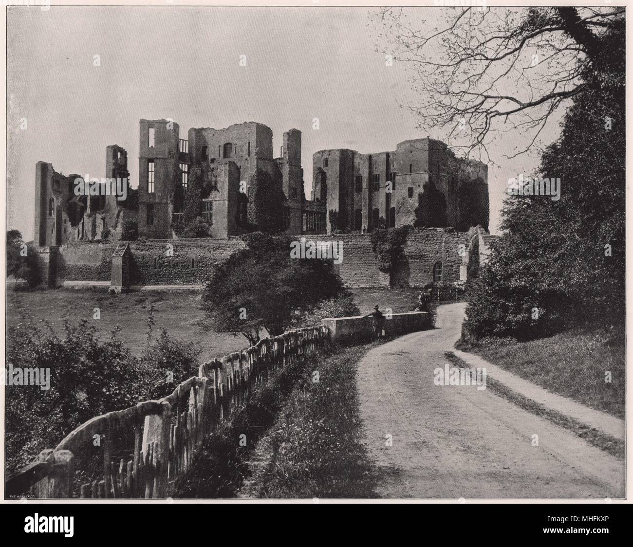 Il Castello di Kenilworth è quasi il tipico castello inglese del Medioevo Foto Stock