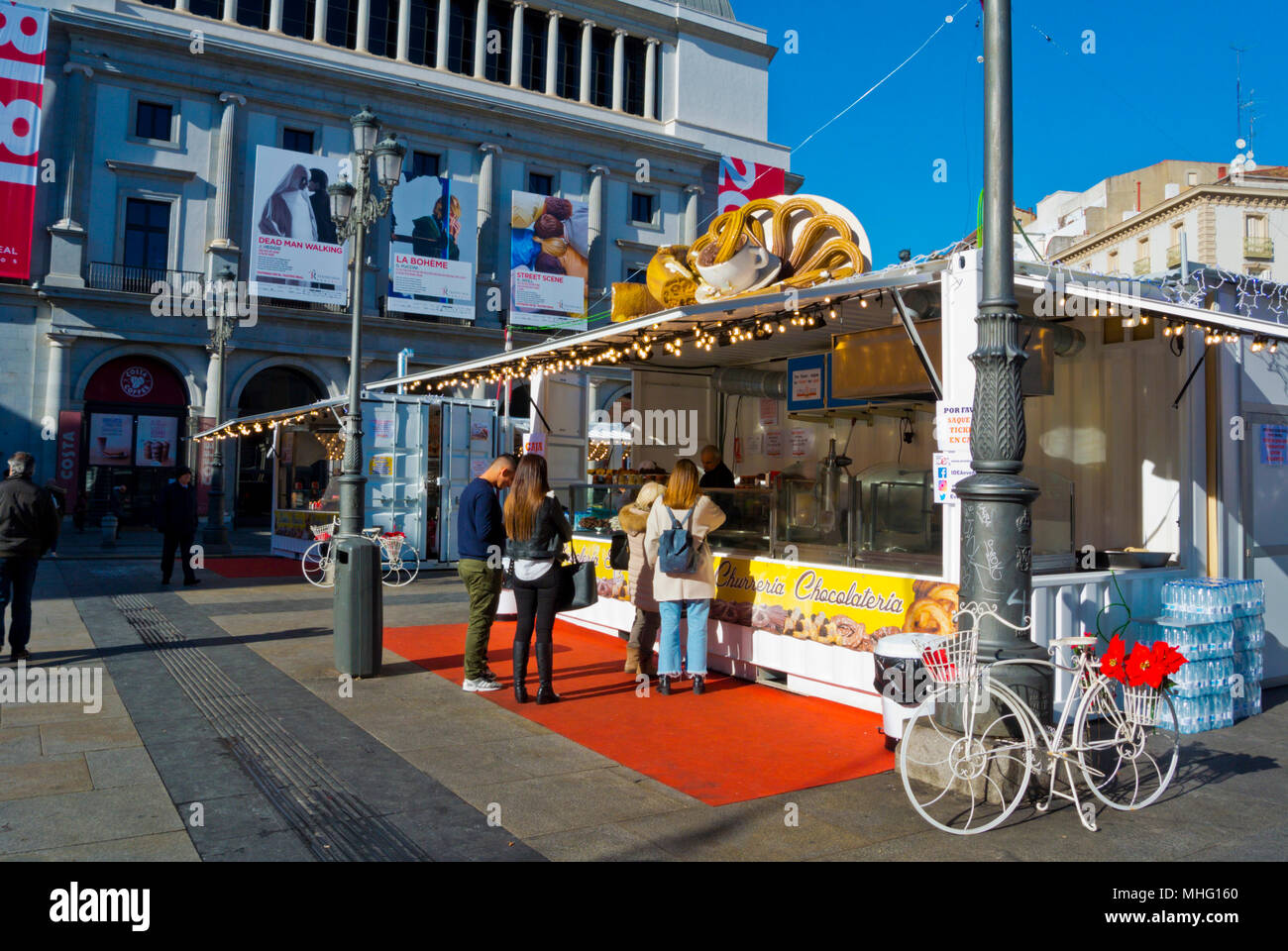 Mercato di Natale, Plaza de Isabel II, Madrid, Spagna Foto Stock