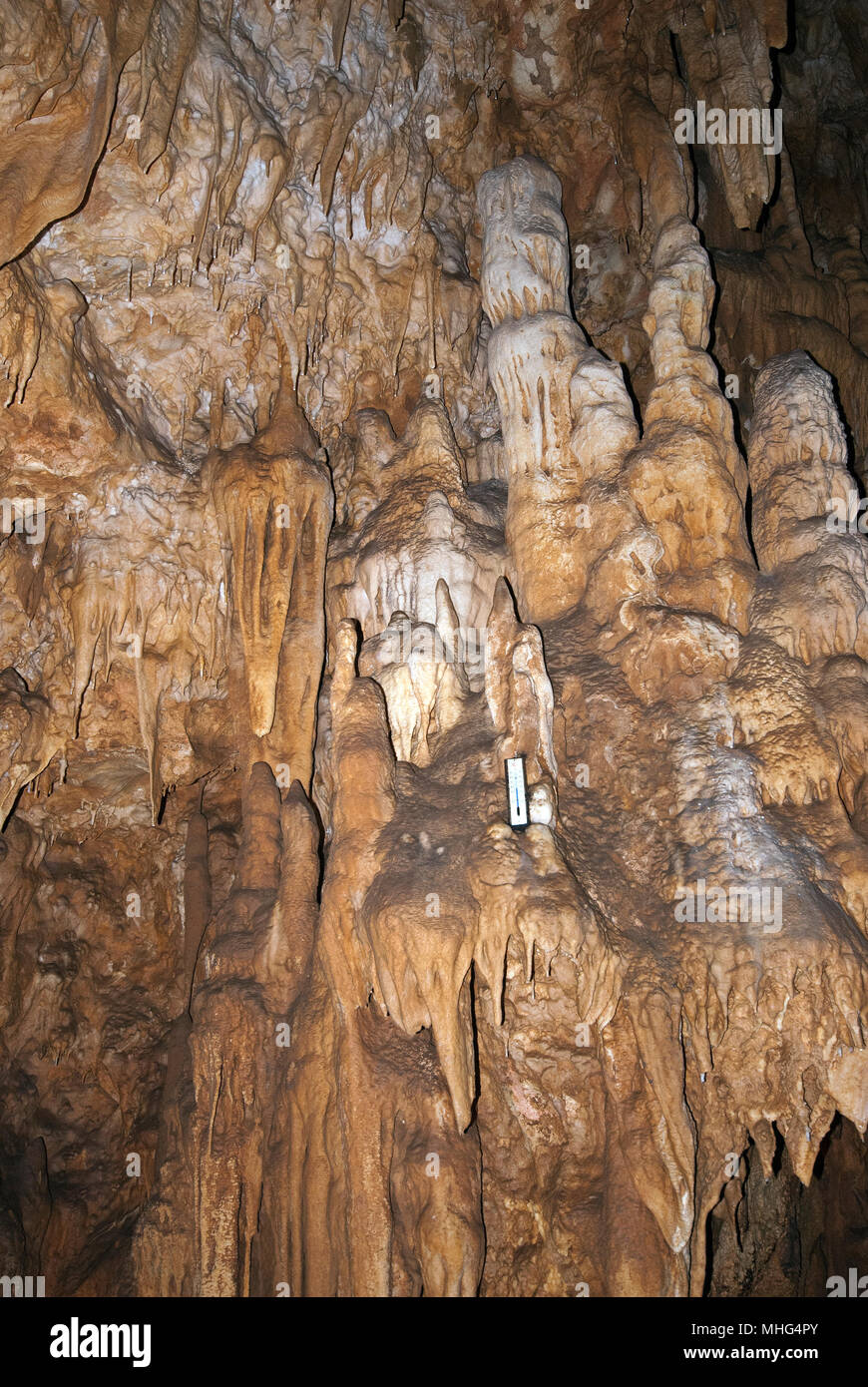 Formazione geologica a Pastena Grotte, Lazio, Italia Foto Stock