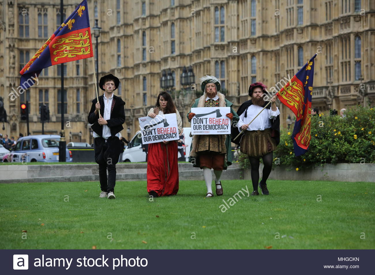 Una protesta da parte di attori contro cui il governo conservatore britannico ha il suo atteggiamento al Brexit colloqui con l'UE a Westminster oggi. Credito: reallifephotos/Alamy Foto Stock