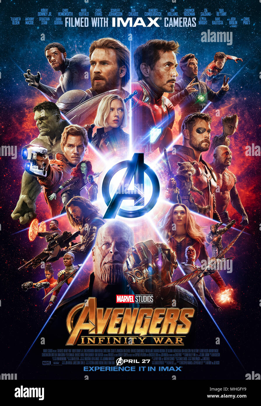 Vendicatori: infinita guerra (2018) diretto da Antonio Russo e Joe Russo e interpretato da Robert Downey Jr, Chris Evans, Mark Ruffalo, Chris Hemsworth e Scarlett Johansson. I Vendicatori con team di eroi attraverso l'universo Marvel per fermare Thanos raccogliere le restanti pietre Infinity e di distruzione di massa. Foto Stock