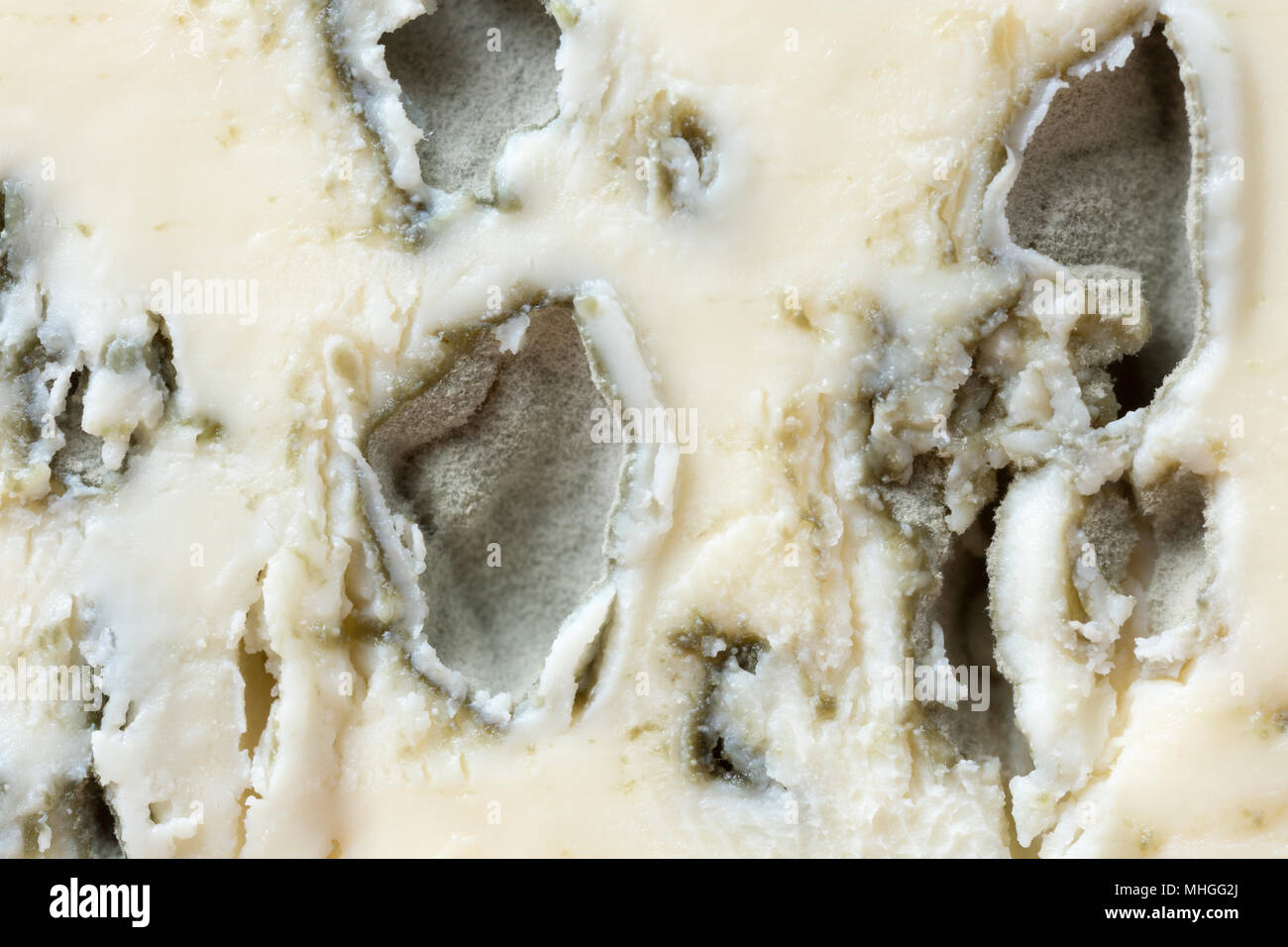 Il francese Saint Agur formaggi acquistati da un supermercato nel Regno Unito. Saint Agur è un blu formaggio di latte di mucca che proviene dalla regione di Auvergne di F Foto Stock