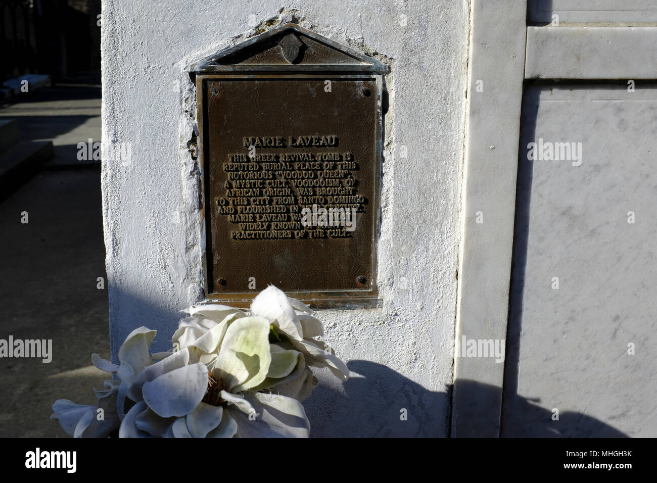 La tomba di Marie Laveau Catherine era una Louisiana Creole praticante del Voodoo. San Luigi cimitero #1 a New Orleans, Louisiana Foto Stock