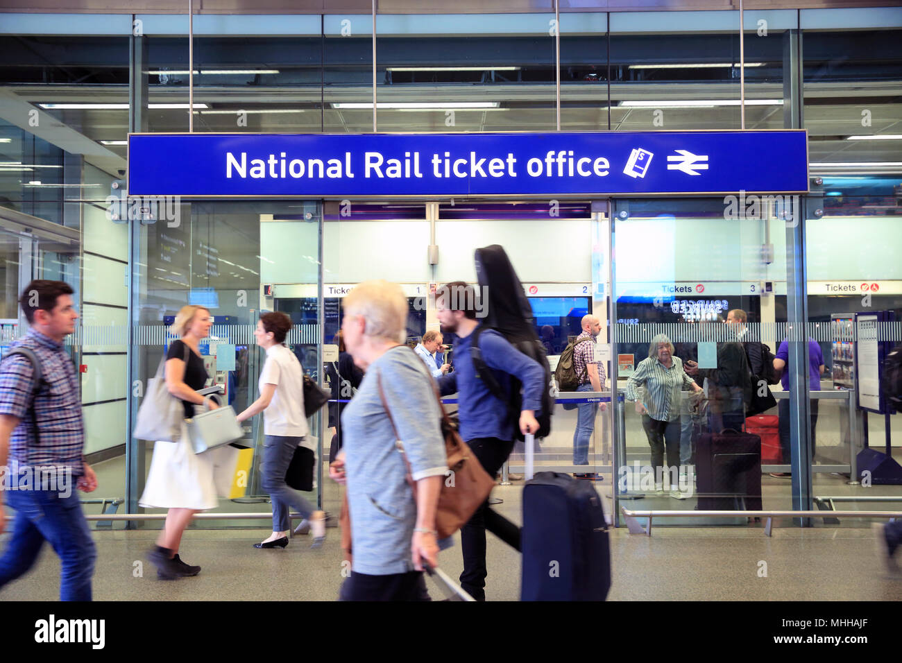 National Rail Ticket Office a St Pancras stazione ferroviaria, London, Regno Unito Foto Stock