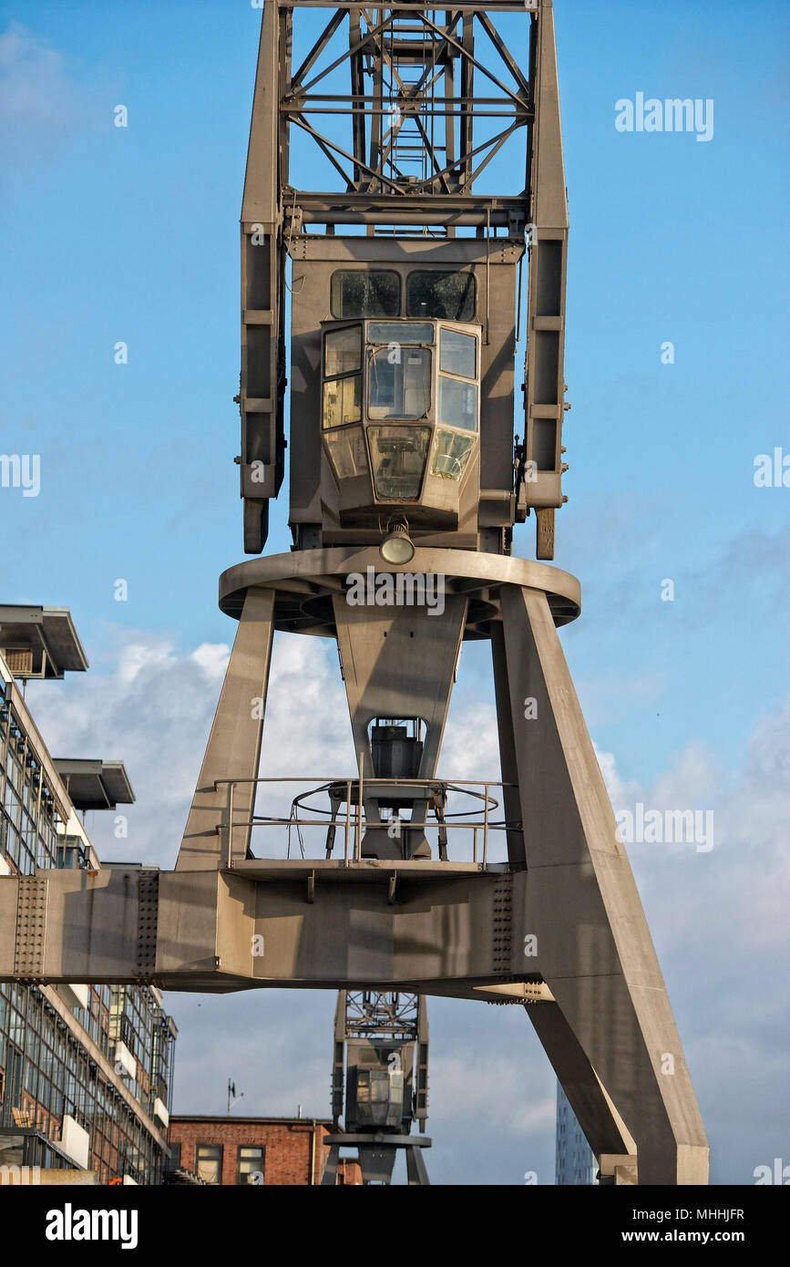 Porto di Amburgo gru dettaglio cockpit Foto Stock