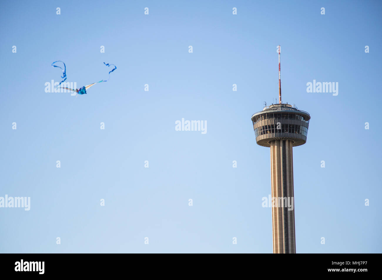 La torre delle Americhe, situato nel quartiere Hemisfair sulla porzione sud-orientale del centro cittadino di San Antonio, Texas, Stati Uniti d'America Foto Stock