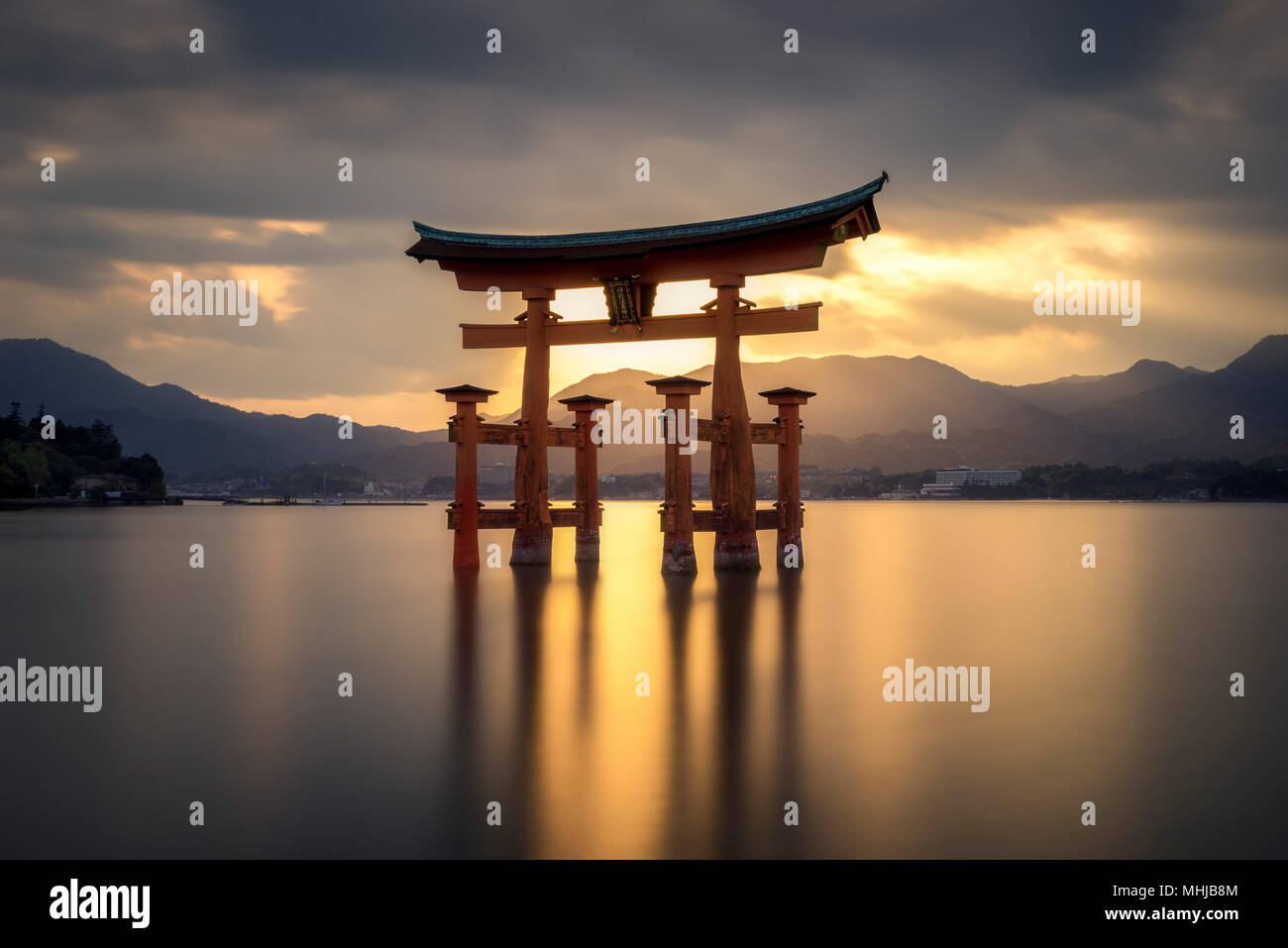 Grande Torii di Sacrario di Itsukushima (Miyajima - Giappone) Foto Stock