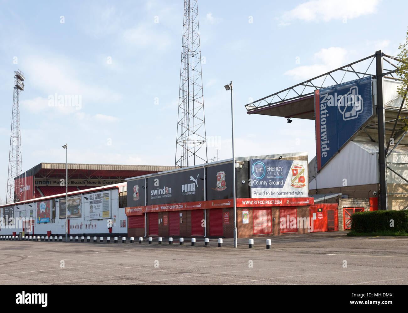 County Ground home di Swindon Town football club, Swindon, Wiltshire, Inghilterra, Regno Unito Foto Stock
