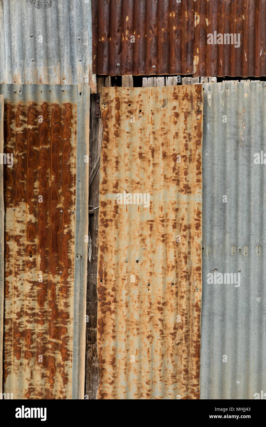 Sofala, collina Fine, Nuovo Galles del Sud, Australia. La colorata Vecchia iron building in oro antico città mineraria di Sofala nel centro-ovest del Nuovo Galles del Sud Foto Stock