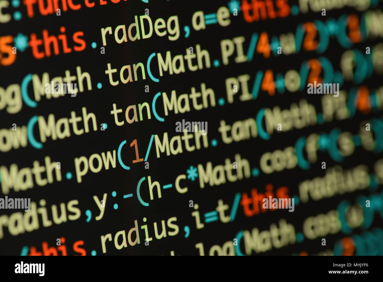Real Java Script codice nella schermata di sviluppo. Flusso di lavoro di programmazione algoritmo astratto concetto. Primo piano di Java Script e codice HTML. Foto Stock