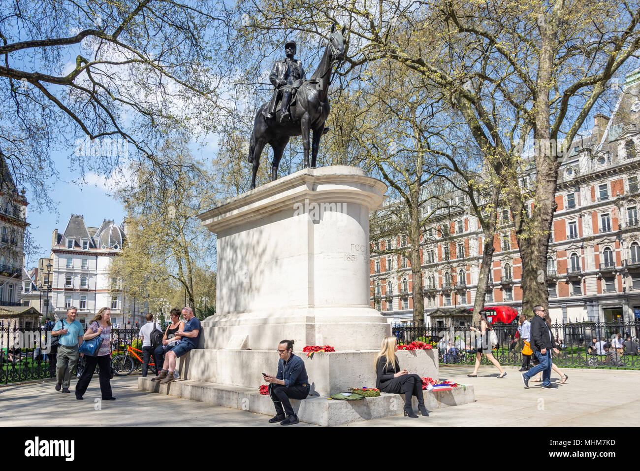 Ferdinand Foch statua, Buckingham Palace Road, Victoria, City of Westminster, Greater London, England, Regno Unito Foto Stock