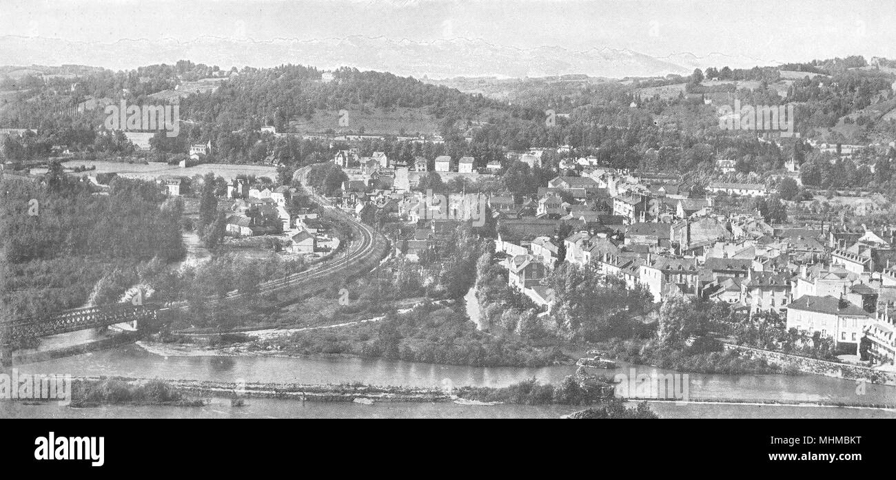 PYRÉNÉES ATLANTIQUES-. La Vallée du diede et Chaine des Pyrénées vues de Pau 1900 Foto Stock