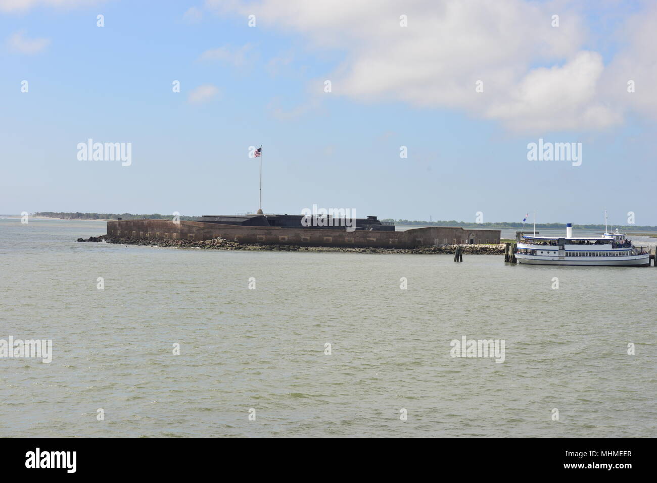 Fort nel canale di Charleston dove la guerra civile americana ha iniziato. Foto Stock