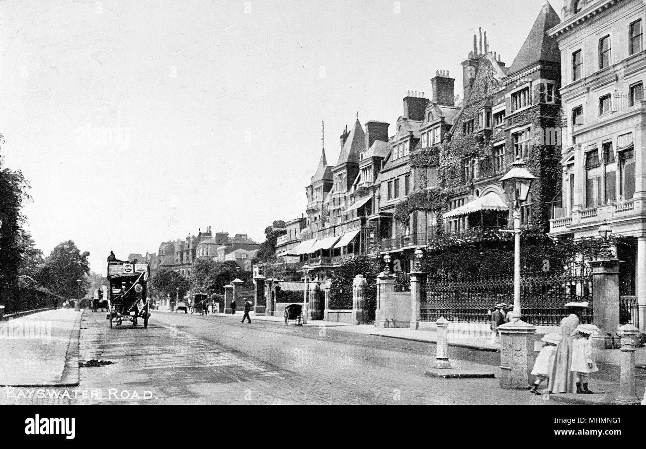 Vista su Bayswater Road, Londra ovest Foto Stock