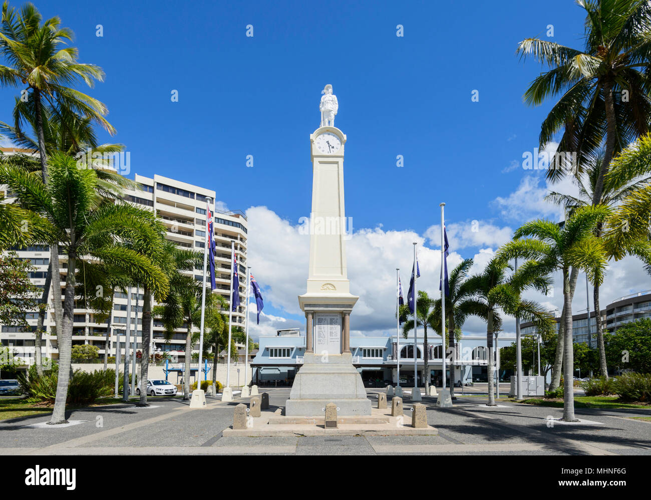 Memoriale di guerra sulla Cairns Esplanade, estremo Nord Queensland, FNQ, QLD, Australia Foto Stock