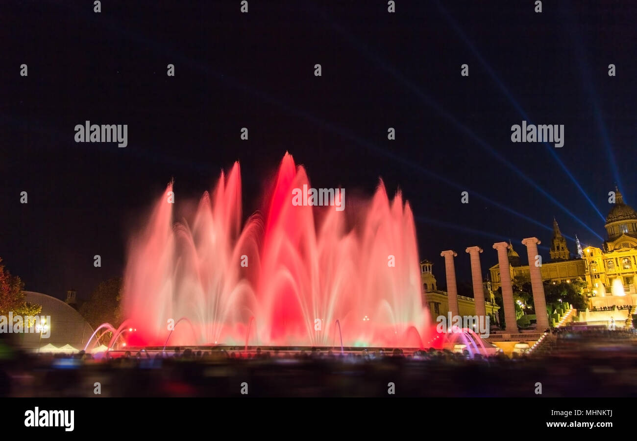 La Fontana Magica di Montjuic a Barcellona, Spagna Foto Stock