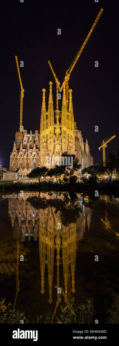 Cattedrale Sagrada Familia, in costruzione. Barcelona, Spagna Foto Stock