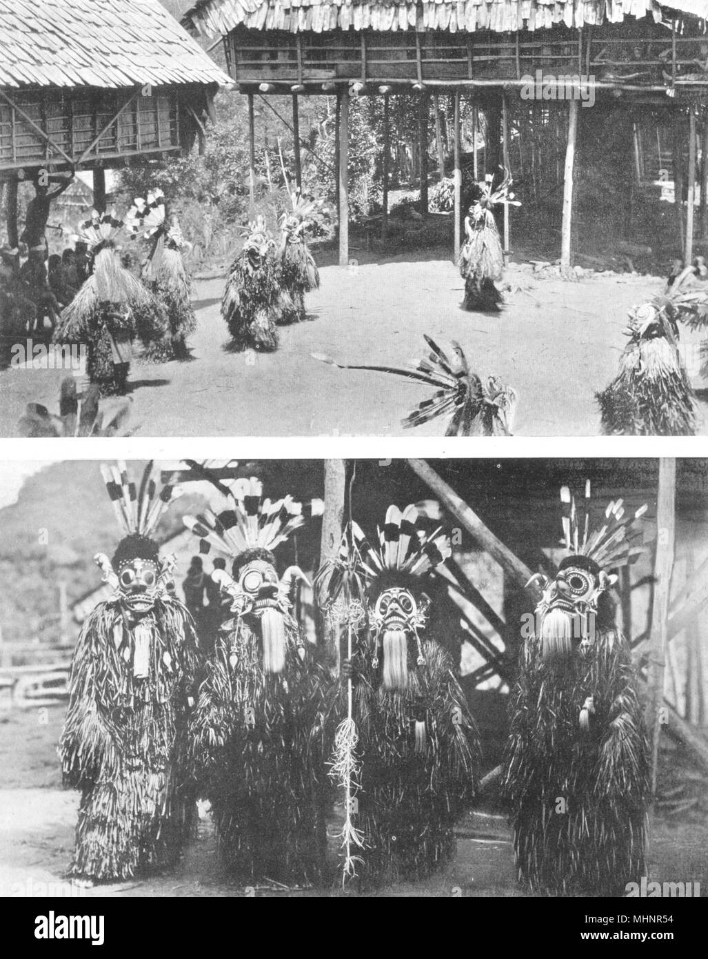 MALAYSIA. Borneo. Il Fanatic danza di medicina Kenyah-uomini; anima-catcher 1900 Foto Stock
