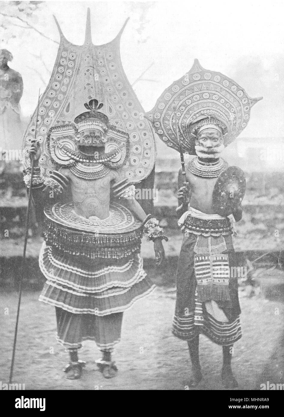MALAYSIA. India meridionale. : La malese esorcisti; west coast 1900 antica stampa Foto Stock