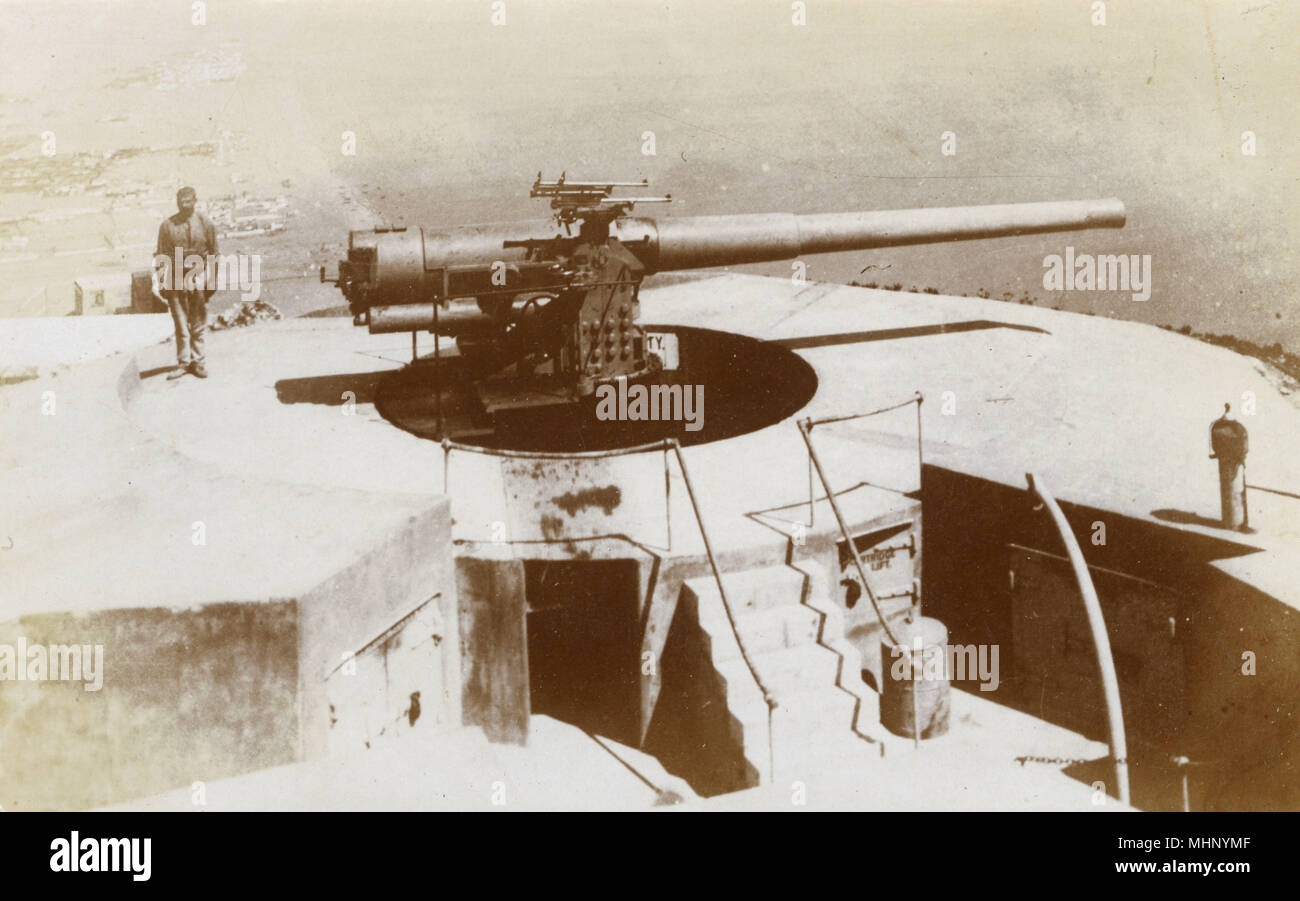 Pistola costiera della Royal Navy, Devil's Gap Battery, Gibilterra Foto Stock