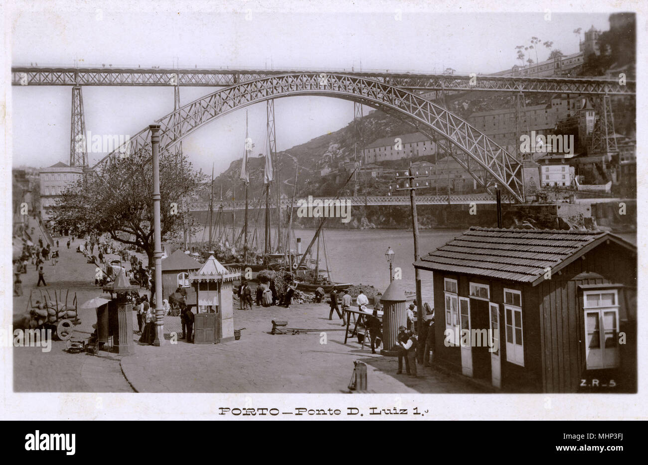 Ponte Dom Luis i, fiume Douro, Porto, Portogallo settentrionale Foto Stock