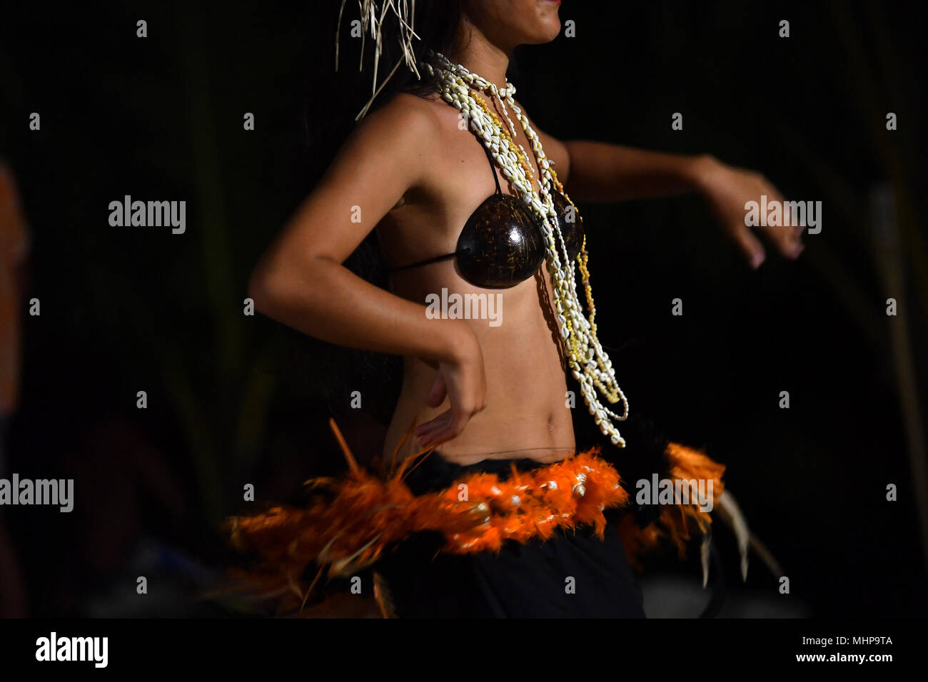 Polynesia dance immagini e fotografie stock ad alta risoluzione - Alamy