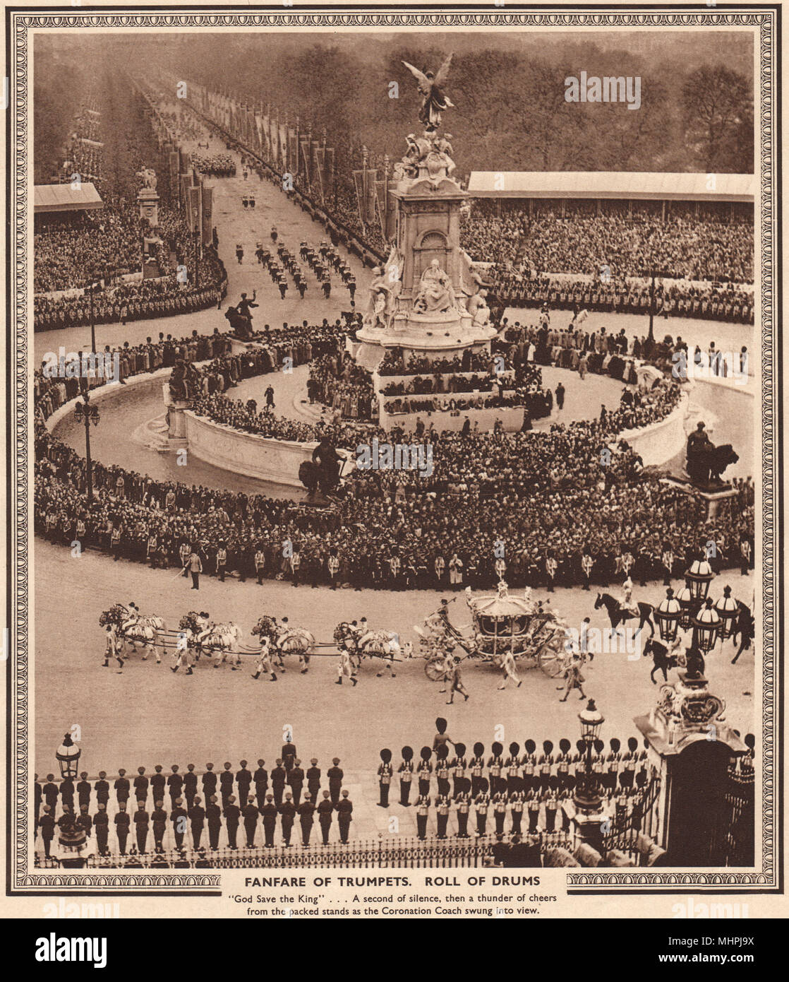Incoronazione 1937. Fanfara di trombe. Il rullo dei tamburi. Pullman. Il Mall 1937 stampare Foto Stock